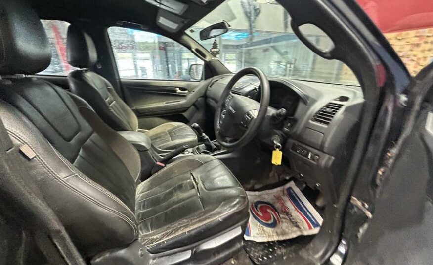 2015 Isuzu D-Max D-Max Blade Double Cab Twin T TD – GD15RWE