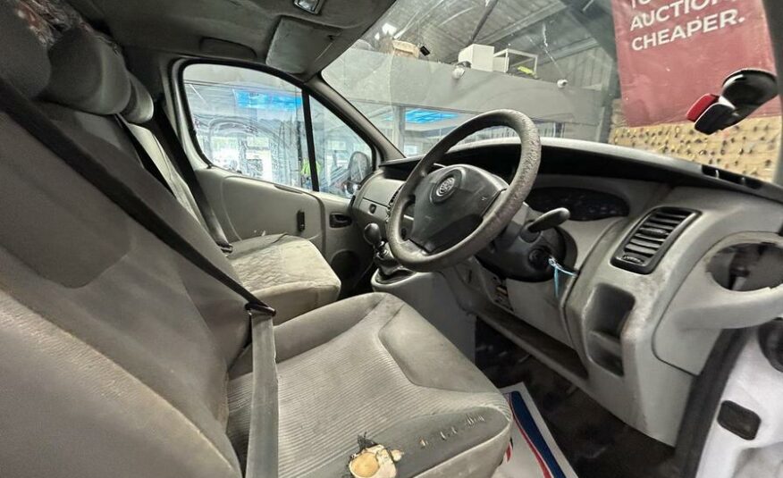 2004 Vauxhall Vivaro Vivaro 2700 Dti SWB – YD54FUW