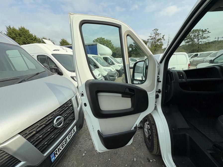 2017 Citroen Relay Relay 35 L3H2 Enterprise Blue HDi – CN67EKM