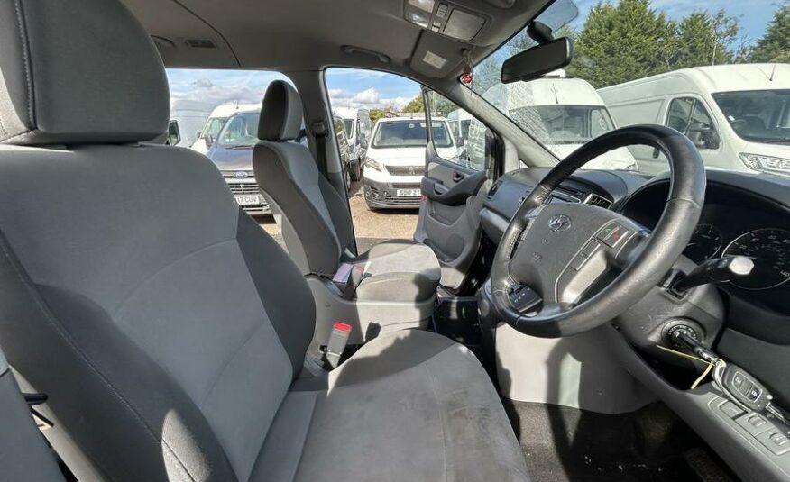 2018 Hyundai i800 i800 SE CRDi Auto – EA18EXD