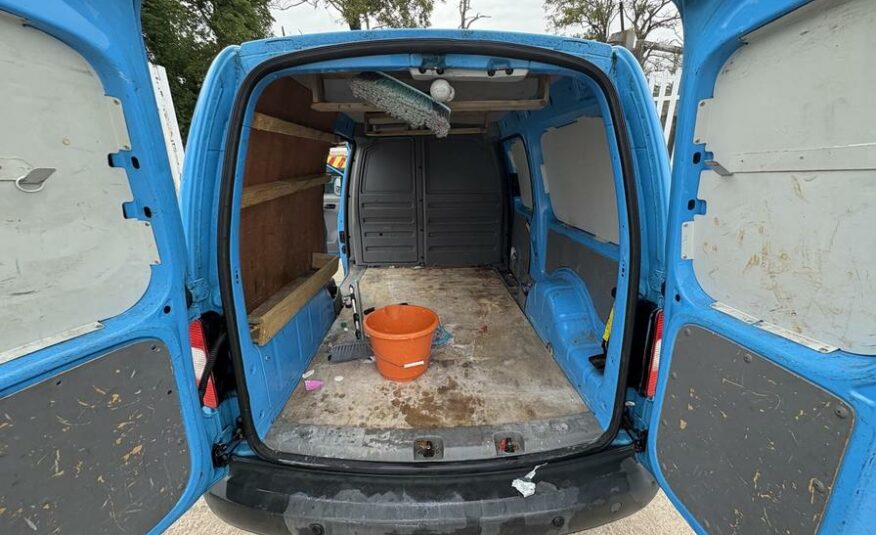 2010 Volkswagen Caddy MaxI Caddy Maxi C20 TDI 104 – BV60OLX