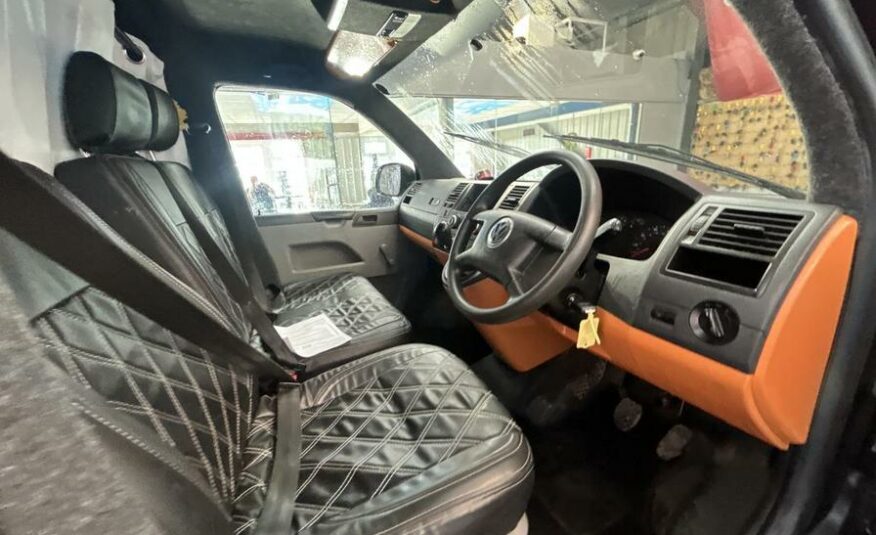 2007 Volkswagen Transporter Transporter T30 102 TDI LWB – RJ07YDT