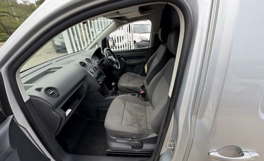 2014 Volkswagen Caddy MaxI Caddy Maxi C20 Highline TDI BlueMotion Technology – GP14NWT