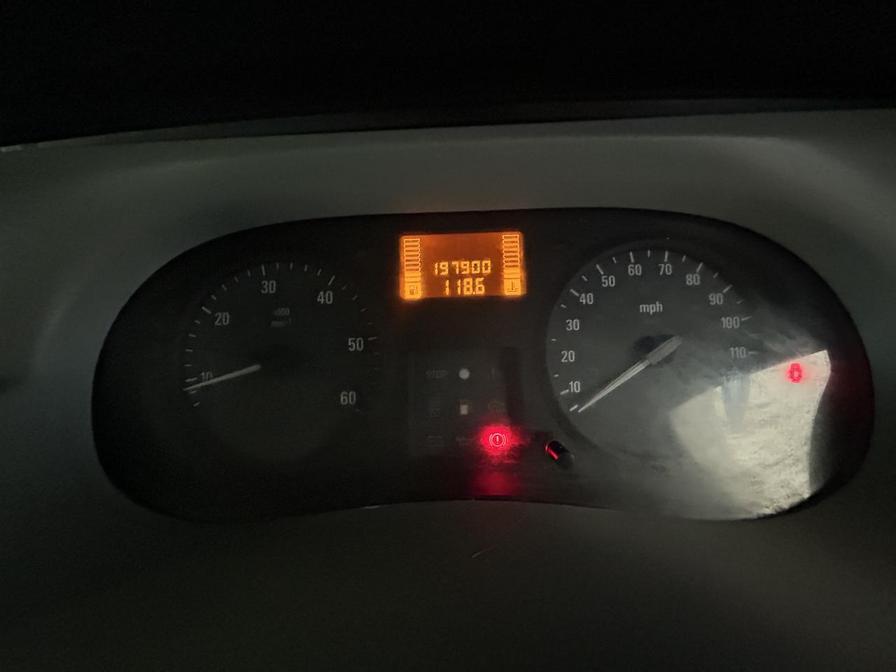 2006 Vauxhall Vivaro Vivaro 2900 DI SWB – FD55KWN