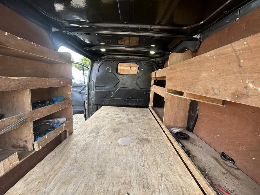 2017 Ford Transit Custom Transit Custom 270 Limited Auto – RA17CUV