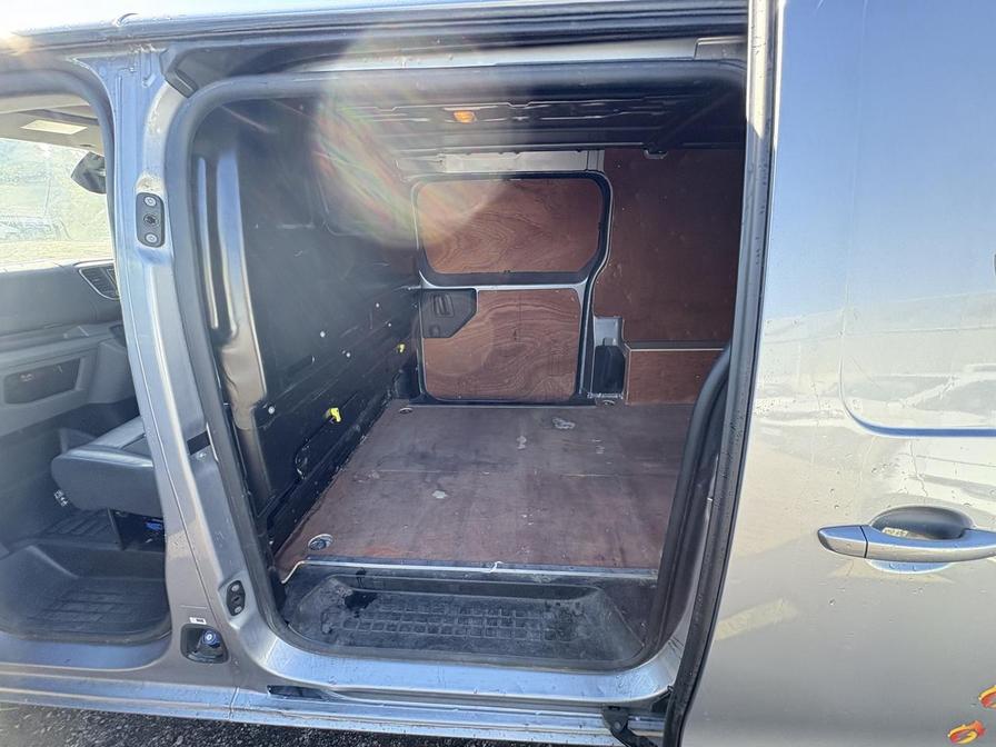 2021 Vauxhall Vivaro Vivaro F2700 Sportive S/S – CP71NFA