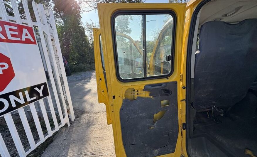 2014 Iveco Daily Daily 35C13 LWB – CU64UFG