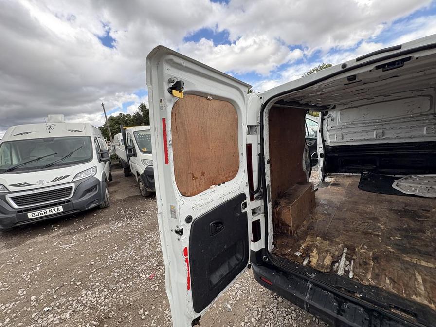 2017 Renault Trafic Trafic LL29 Sport Nav Energy dCi – FE67GYT