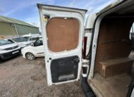 2015 Renault Trafic Trafic SL27 Business+ dCi – EA15BVT