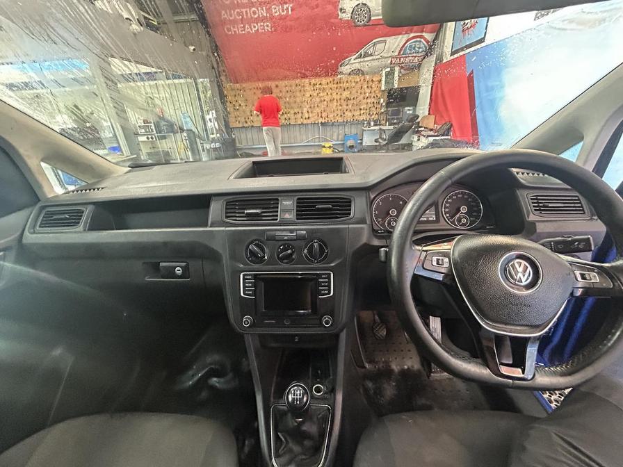 2017 Volkswagen Caddy MaxI Caddy Maxi C20 Startline TDI – GJ67CTV