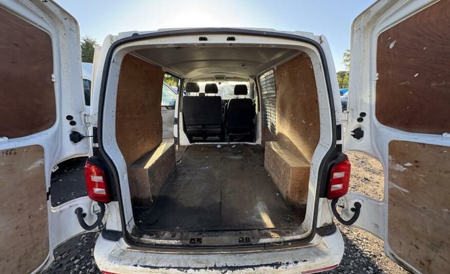 2019 Volkswagen Transporter Transporter T28 Highline TDI BlueMotion Technology – DE19VRY