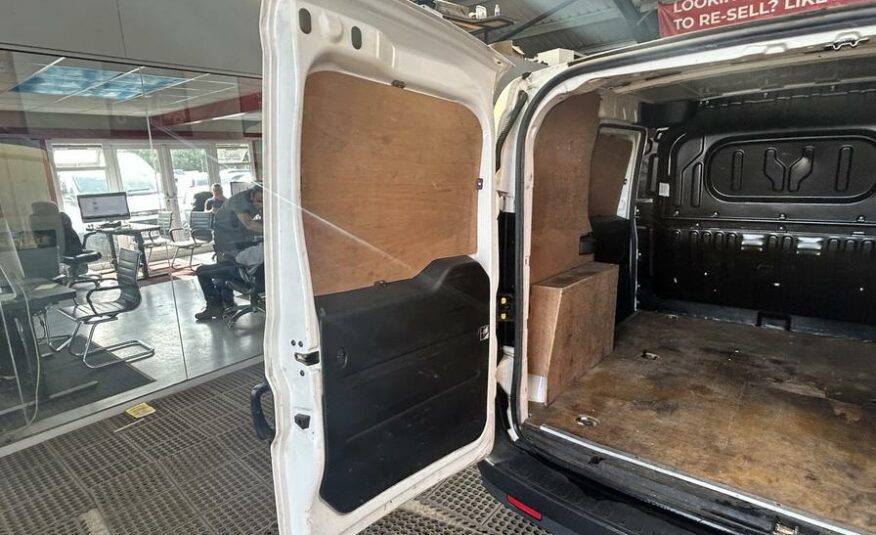 2017 Vauxhall Combo Combo 2000 CDTi – YP67PVO