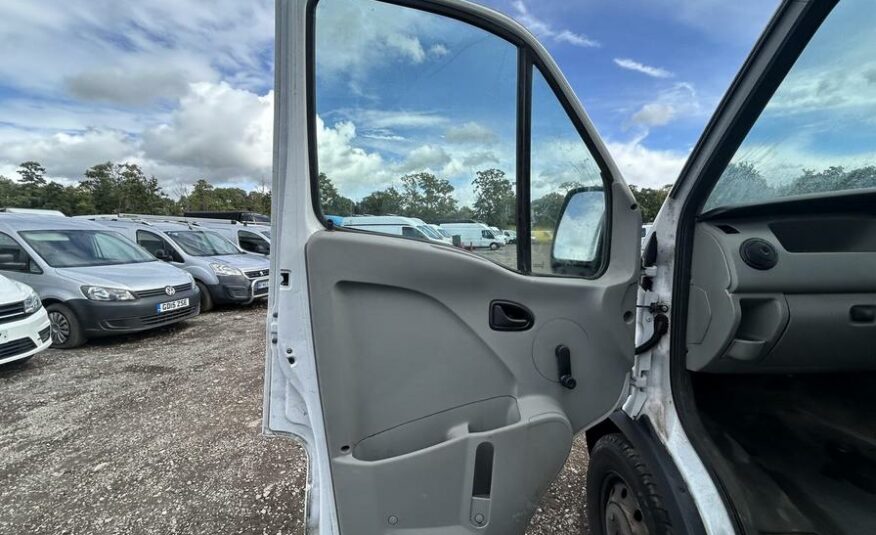 2008 Vauxhall Vivaro 2700 Sportive – LF58NYH