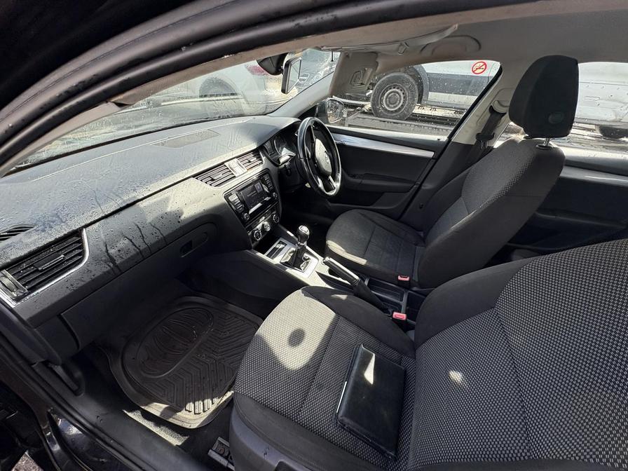 2014 Skoda Octavia Octavia SE TDI CR – FV14XKC