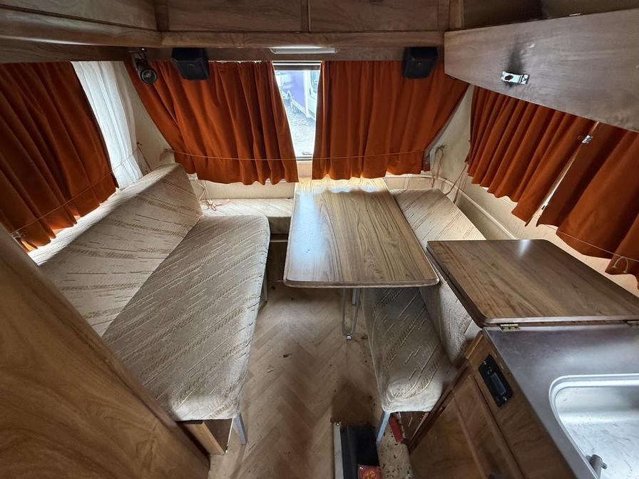 1988 Renault Trafic Trafic AS Camper – E57HLD
