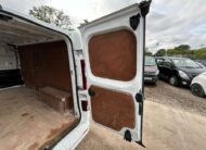 2015 Vauxhall Vivaro Vivaro  2900 Sportive CDTi – DY65NRN
