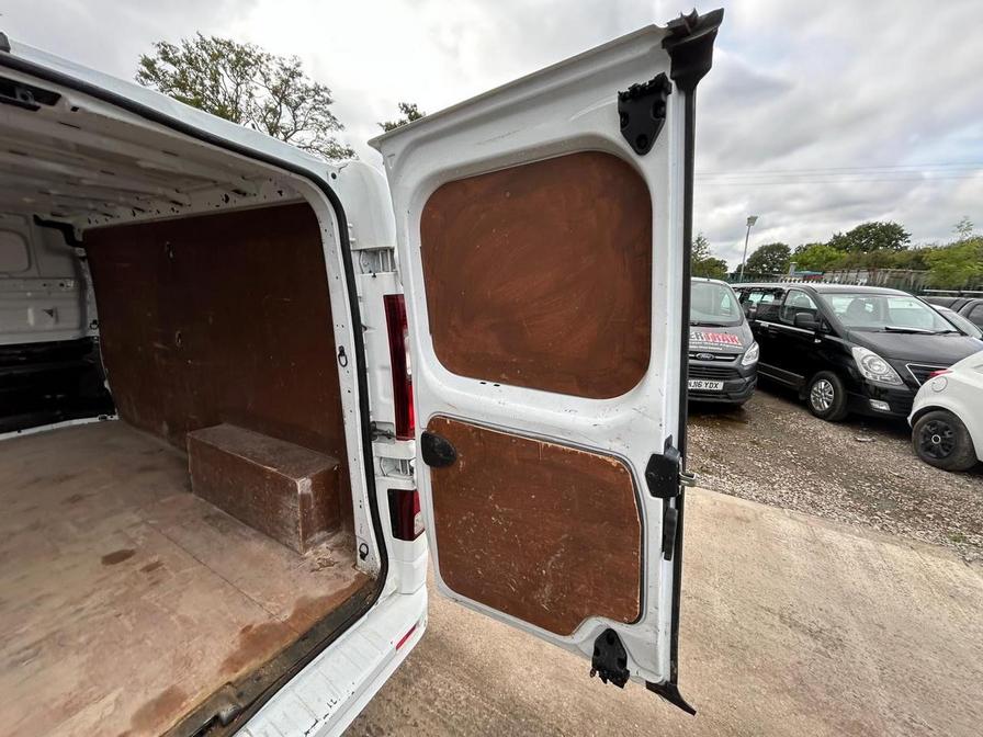 2015 Vauxhall Vivaro Vivaro 2900 Sportive CDTi – DY65NRN