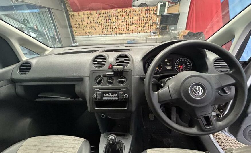 2013 Volkswagen Caddy MaxI Caddy Maxi C20 TDI – DN13VSM