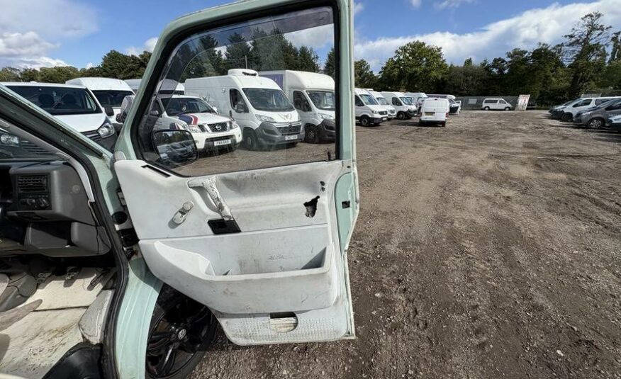 2001 Volkswagen Transporter 800 Special TD SWB – Y83MJN