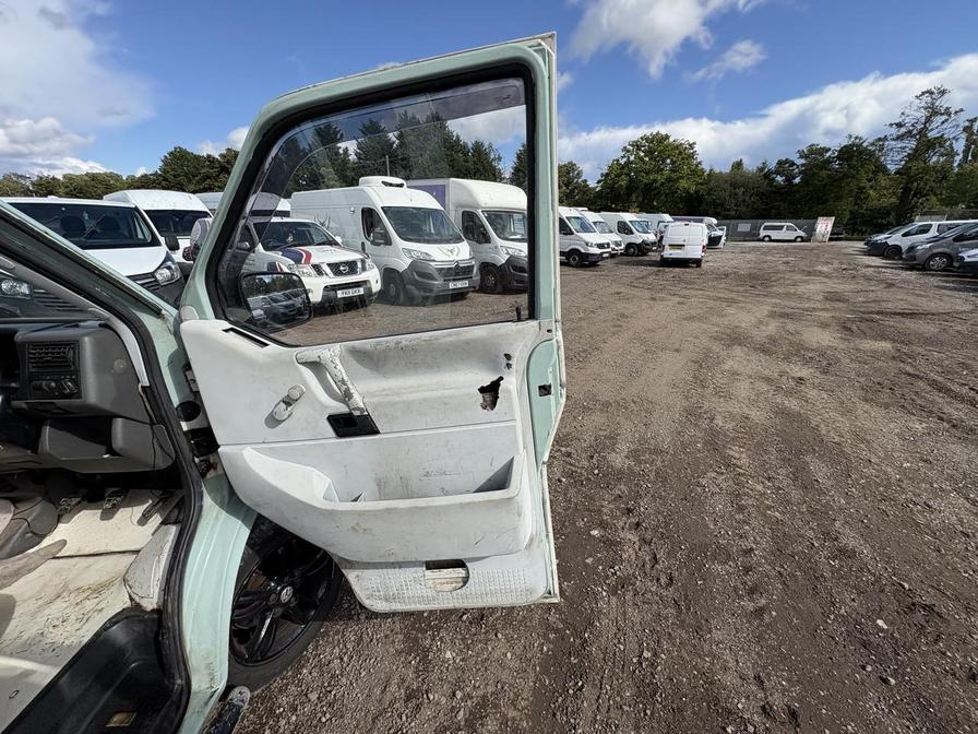 2001 Volkswagen Transporter 800 Special TD SWB – Y83MJN