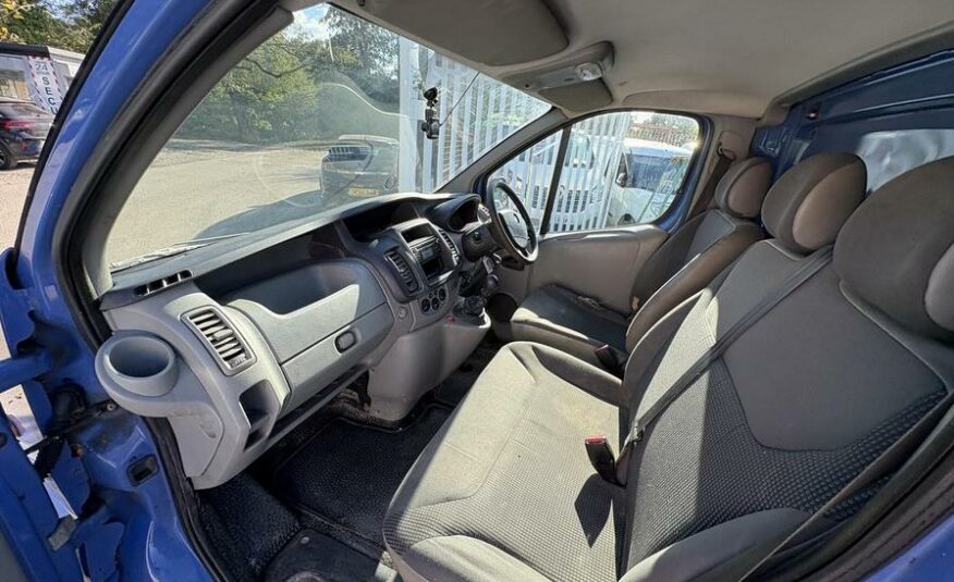2014 Vauxhall Vivaro Vivaro  2900 CDTI LWB – FP14XYX
