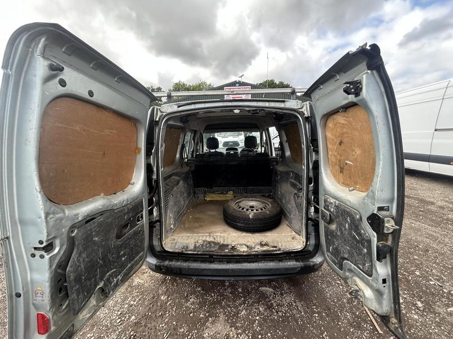 2011 Renault Kangoo Maxi Kangoo Maxi LL dCi 85 – LV61AHE