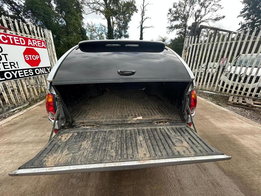 2012 Mitsubishi L200 L200 Barbarian LWB Double Cab DI-D 4×4 Auto – YX12VDF