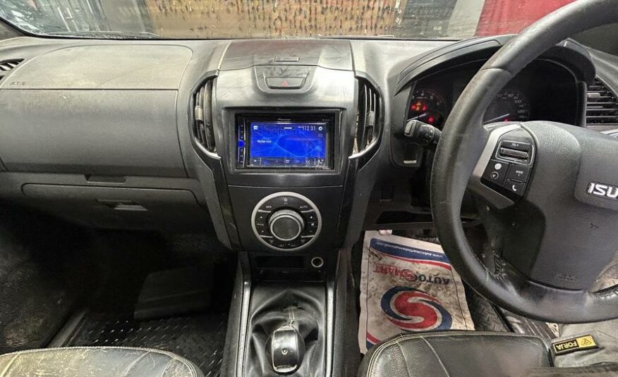 2015 Isuzu D-Max D-Max Blade Double Cab Twin T TD – GD15RWE