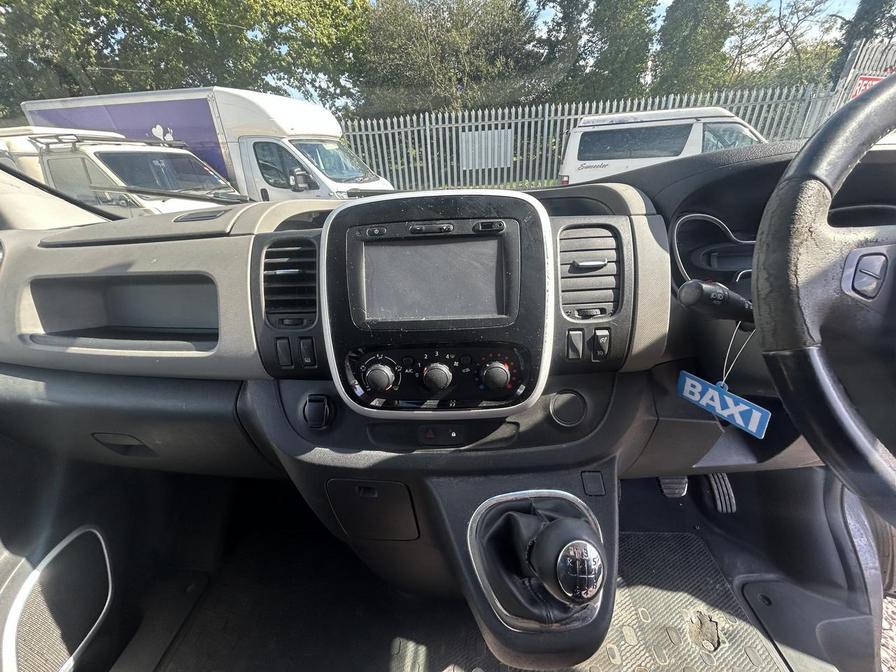 2017 Renault Trafic Trafic LL29 Sport Nav dCi – HT17GSY