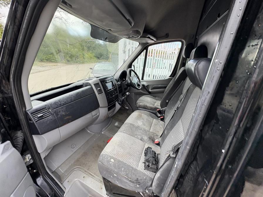 2014 Volkswagen Crafter Crafter CR35 BlueMotion TDI – NA64ZDS