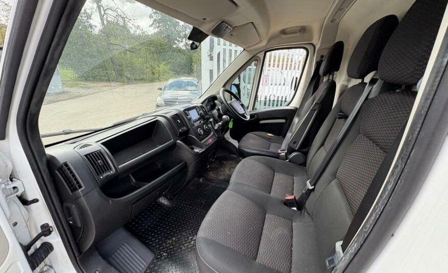2020 Peugeot Boxer Boxer 335 Professional L2H2 Blue HDi – MT70RBY