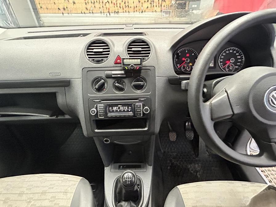 2013 Volkswagen Caddy MaxI Caddy Maxi C20 TDI – DN13VSM