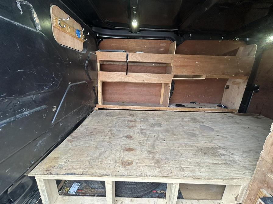 2017 Ford Transit Custom Transit Custom 270 Limited Auto – RA17CUV