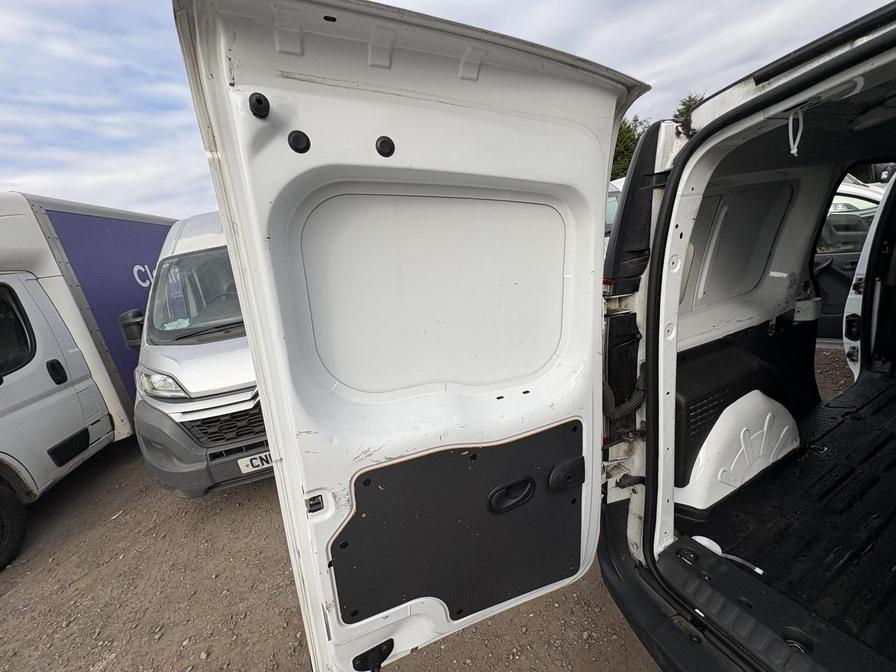 2020 Nissan NV250 NV250 Tekna DCI – BF69VMD