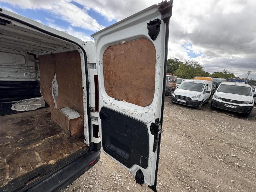 2017 Renault Trafic Trafic LL29 Sport Nav Energy dCi – FE67GYT