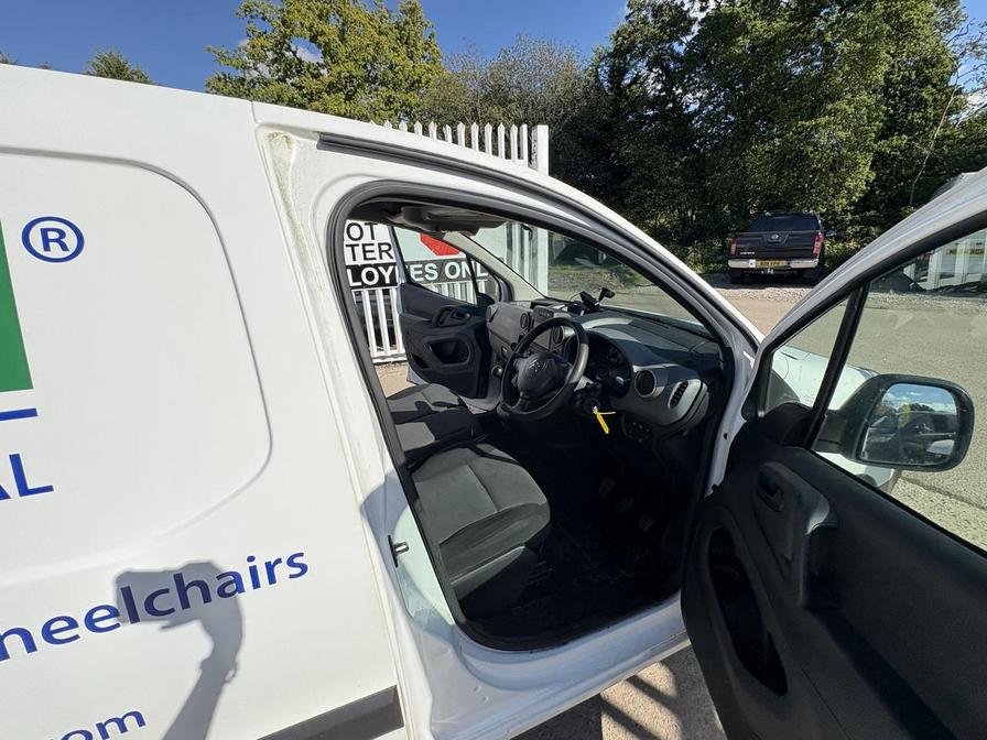 2017 Citroen Berlingo Berlingo 625 Enterprise Blue HDi – CN67LWK