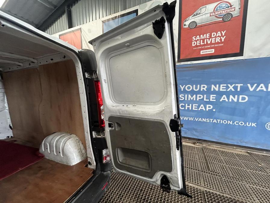 2012 Renault Trafic Trafic SL27 DCI – SG12AZR