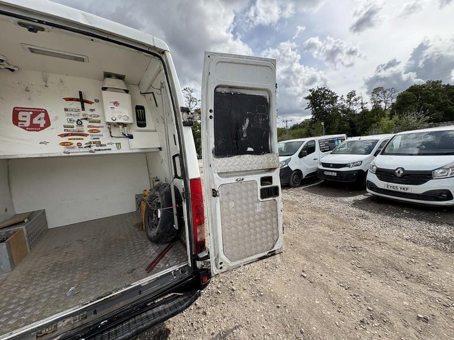 2000 Iveco Daily Daily 2000 35S11 LWB – X593BAJ