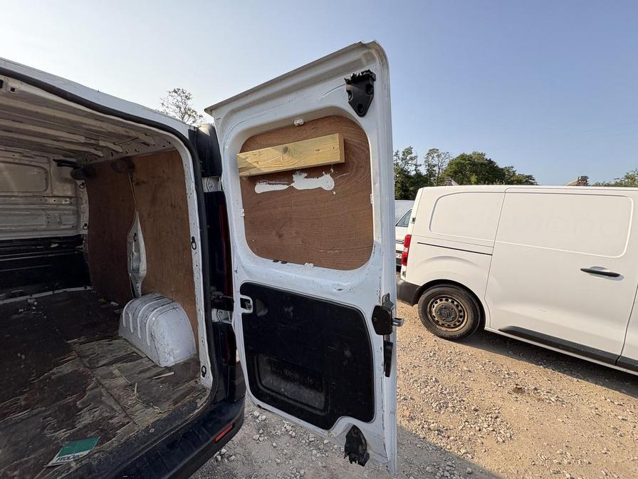 2018 Renault Trafic Trafic SL27 Business dCi – SG68NWW