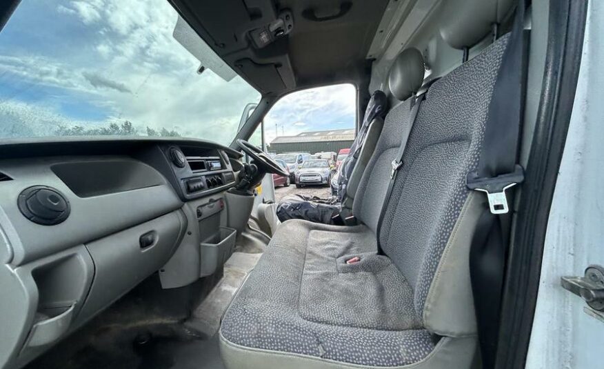 2008 Vauxhall Vivaro 2700 Sportive – LF58NYH