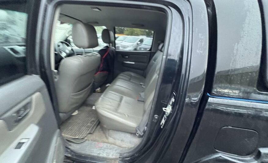 2013 Toyota Hilux HI-Luxury Invincible D-4D 4×4 Double Cab Auto – DV13SFZ