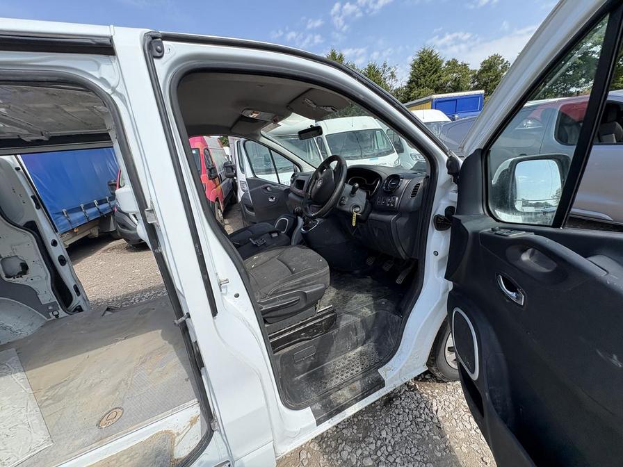 2015 Vauxhall Vivaro Vivaro 2900 Sportive CDTi – EO15LKL