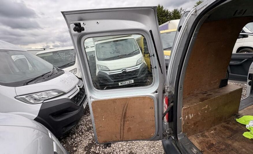 2012 Volkswagen Caddy Caddy C20 TDI 102 – RJ12POH