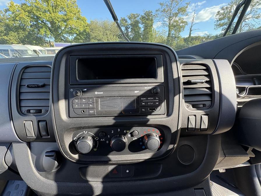 2016 Vauxhall Vivaro Vivaro 2700 CDTI – KS66HBO