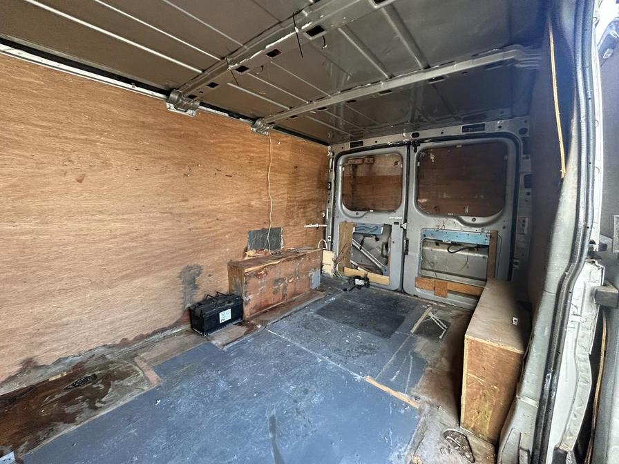 2011 Ford Transit Transit 85 T280 SWB FWD – ML61BMY