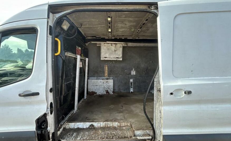 2015 Ford Transit Transit 350 – LM15YKP