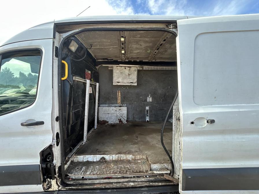2015 Ford Transit Transit 350 – LM15YKP