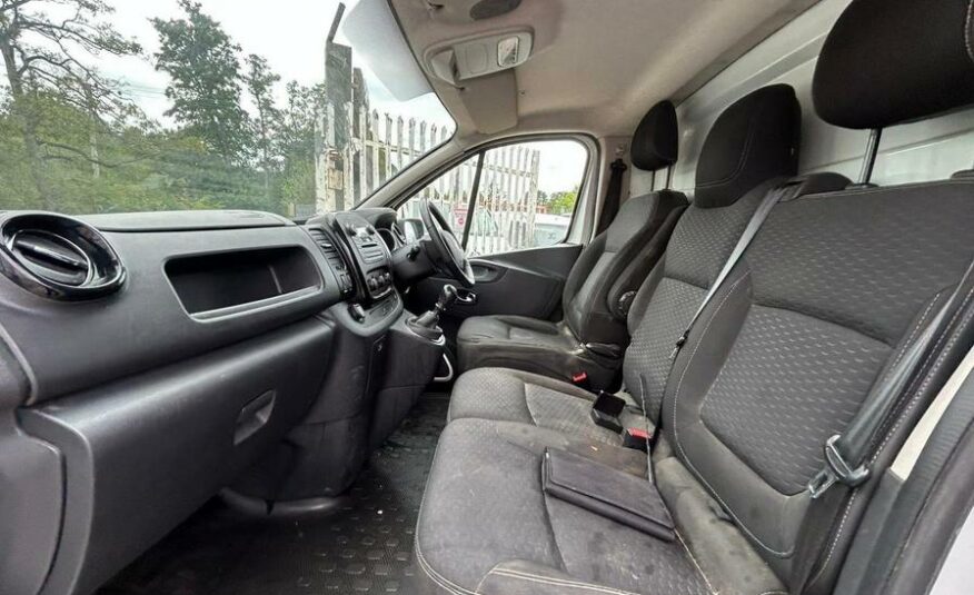 2015 Vauxhall Vivaro Vivaro  2900 Sportive CDTi – DY65NRN