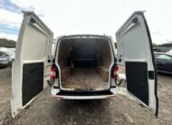2015 Volkswagen Transporter Transporter T30 Highline 140 TDI SWB Auto – LM15NLD