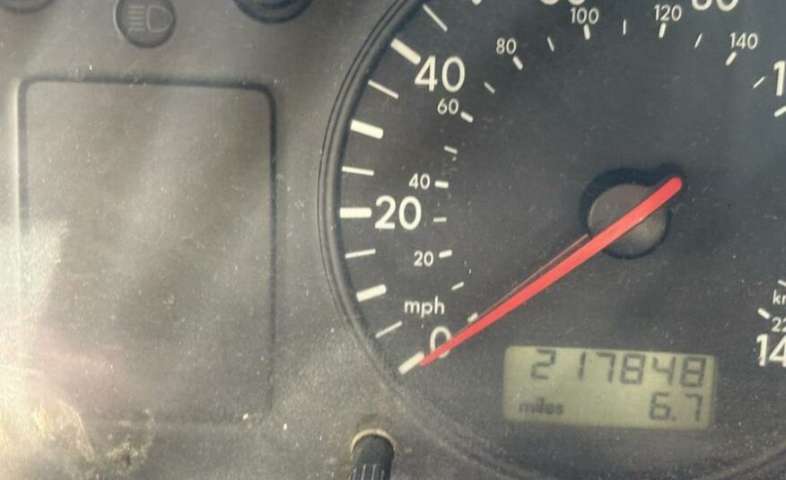 2001 Volkswagen Transporter 800 Special TD SWB – Y83MJN